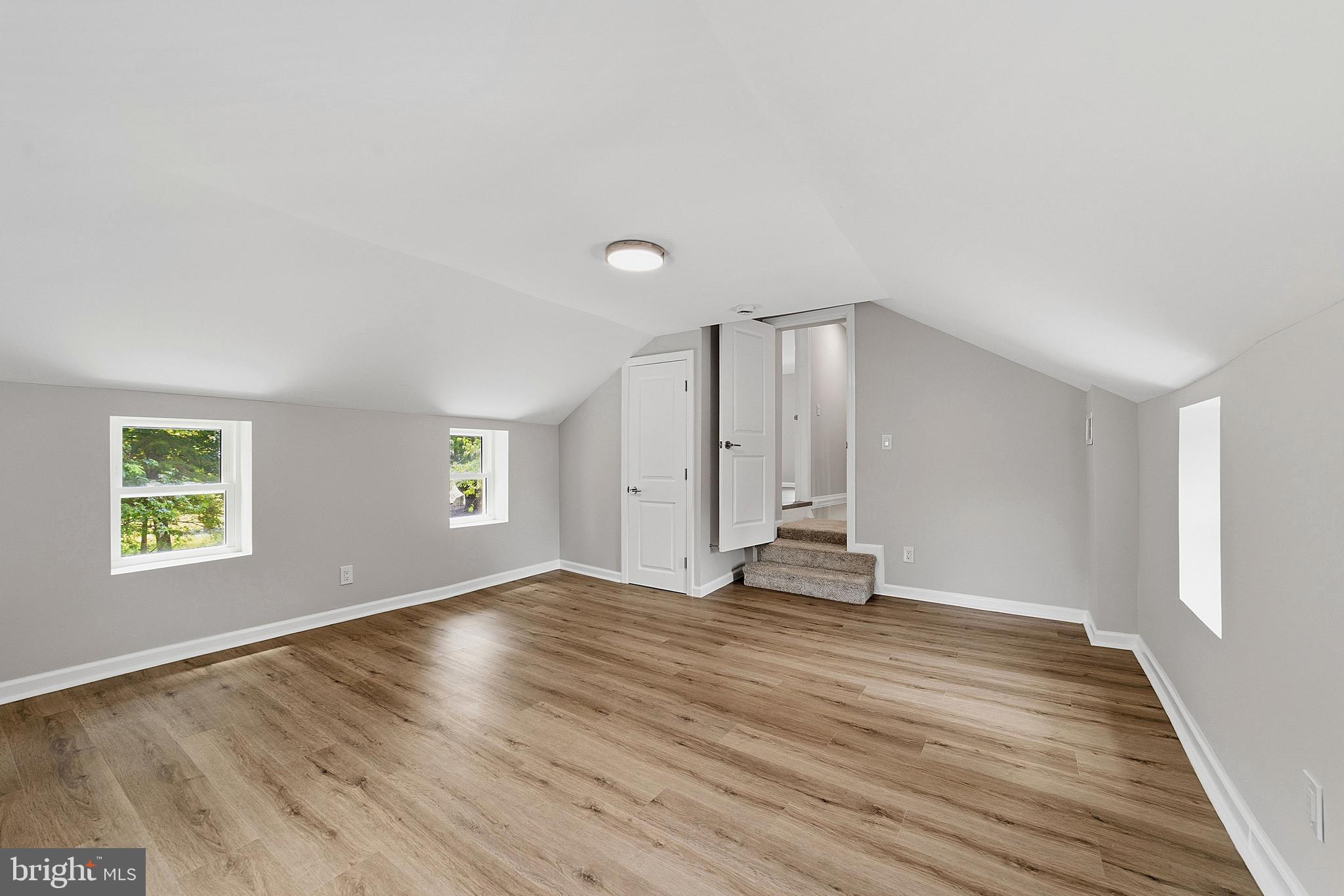 281 Friendship Road Cranbury, NJ 08512 - Photo 32 of 37