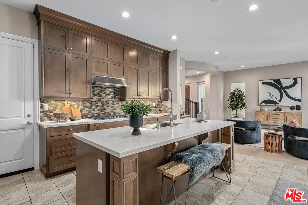 20824 Pine Cone Circle Porter Ranch, CA 91326 - Photo 14 of 61