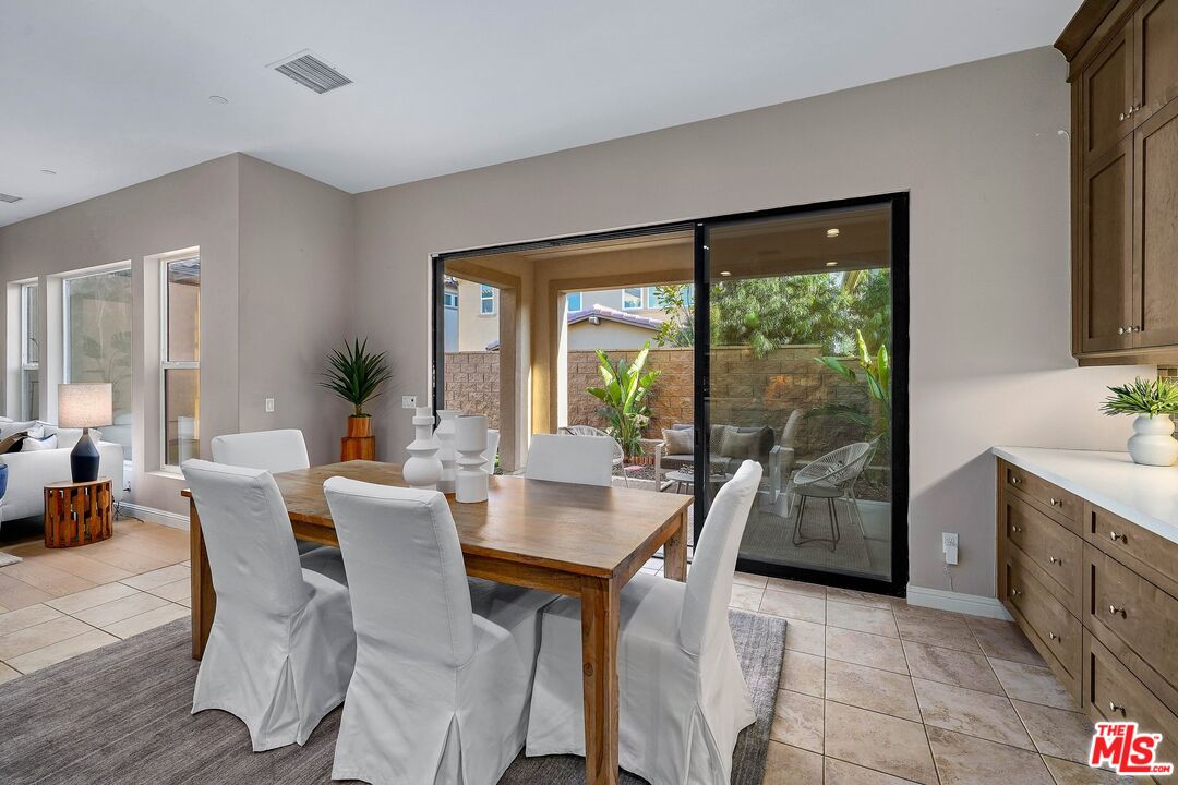 20824 Pine Cone Circle Porter Ranch, CA 91326 - Photo 15 of 61