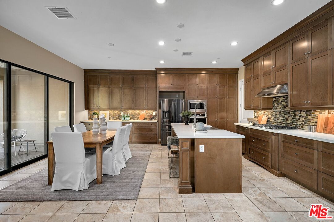 20824 Pine Cone Circle Porter Ranch, CA 91326 - Photo 18 of 61