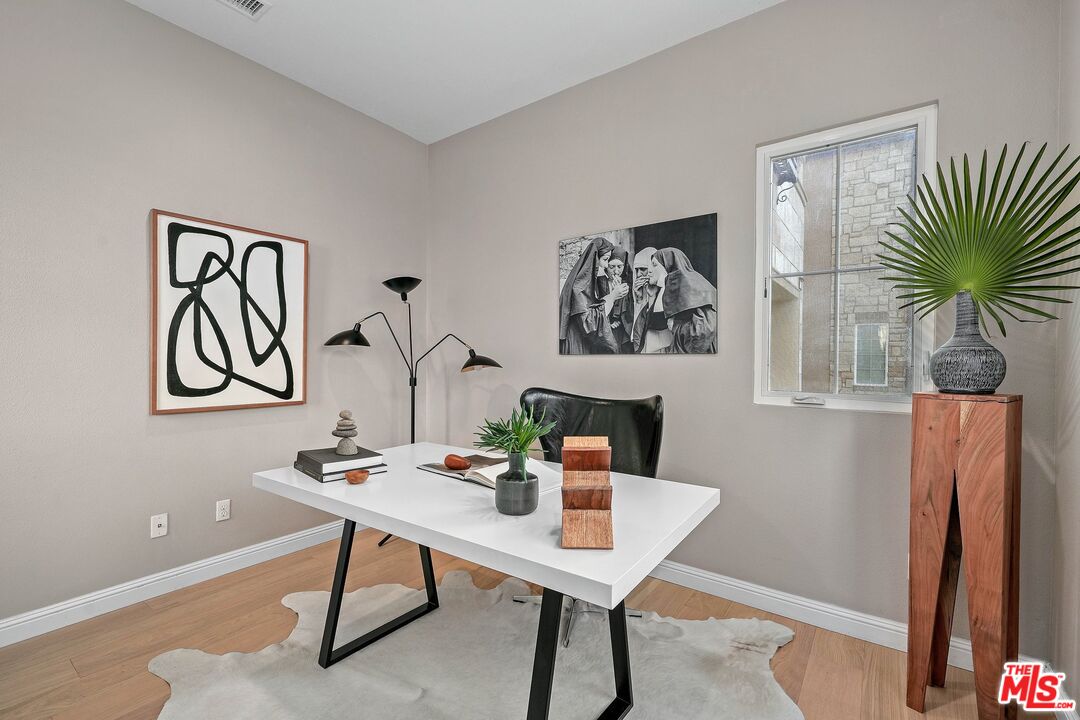 20824 Pine Cone Circle Porter Ranch, CA 91326 - Photo 20 of 61