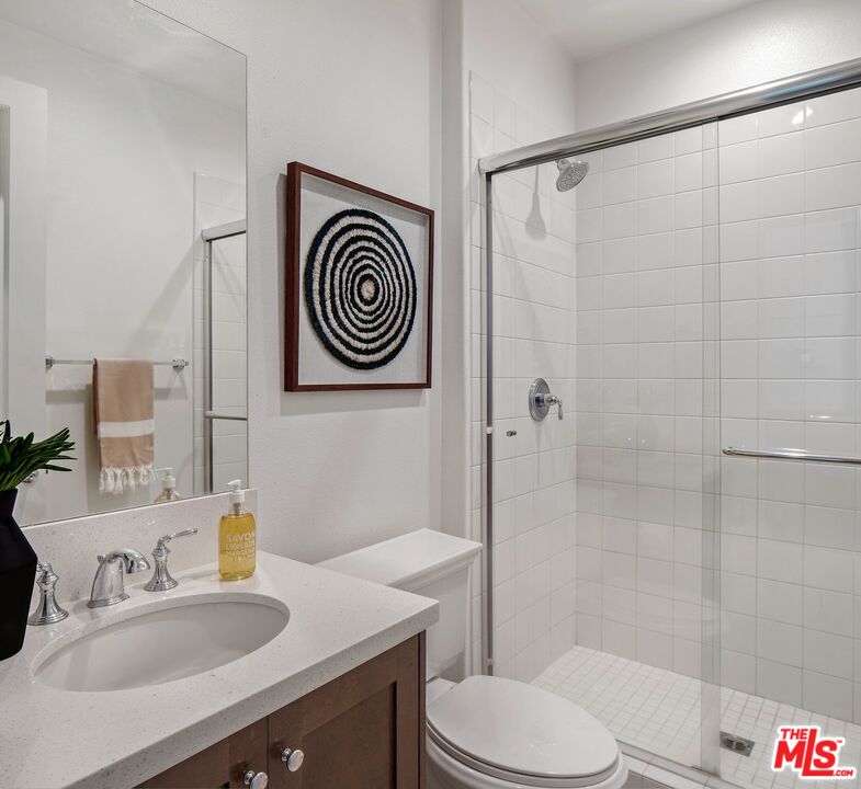 20824 Pine Cone Circle Porter Ranch, CA 91326 - Photo 21 of 61