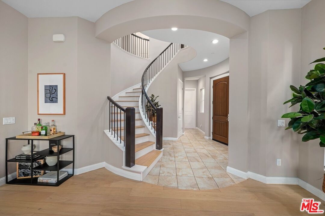 20824 Pine Cone Circle Porter Ranch, CA 91326 - Photo 22 of 61