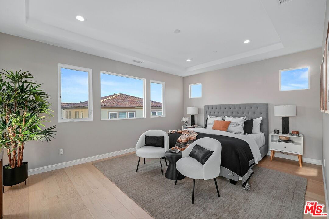 20824 Pine Cone Circle Porter Ranch, CA 91326 - Photo 27 of 61