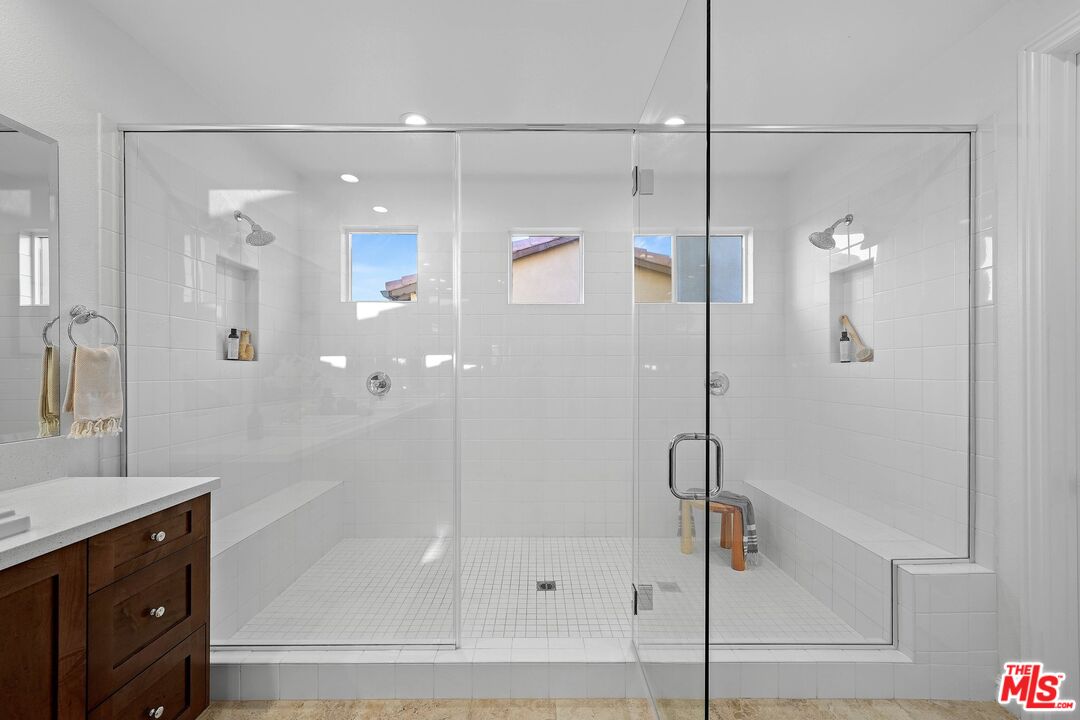 20824 Pine Cone Circle Porter Ranch, CA 91326 - Photo 30 of 61