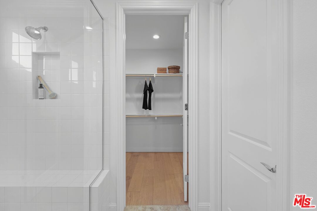 20824 Pine Cone Circle Porter Ranch, CA 91326 - Photo 33 of 61