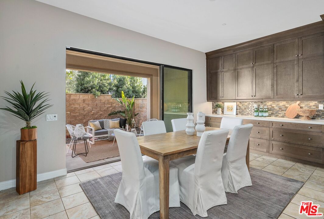 20824 Pine Cone Circle Porter Ranch, CA 91326 - Photo 10 of 61