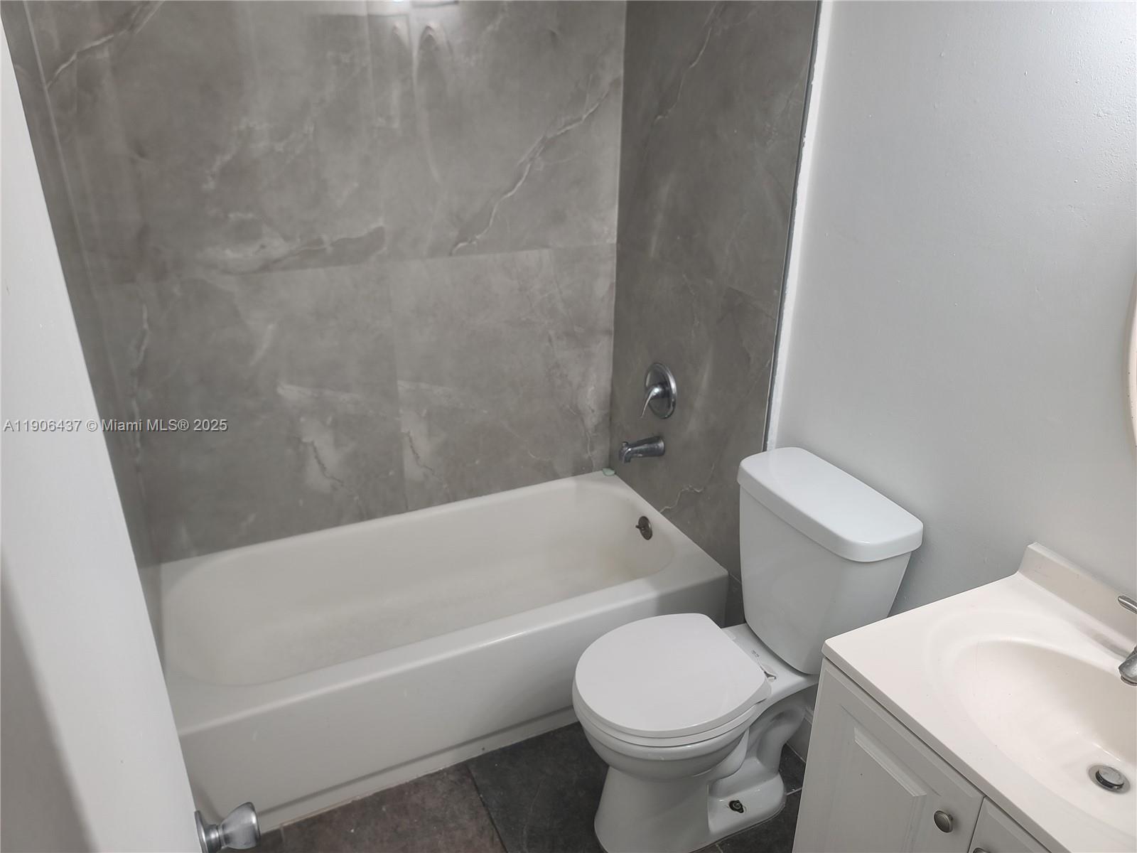 7195 Northwest 179th Street, Unit 212 Hialeah, FL 33015 - Photo 13 of 16