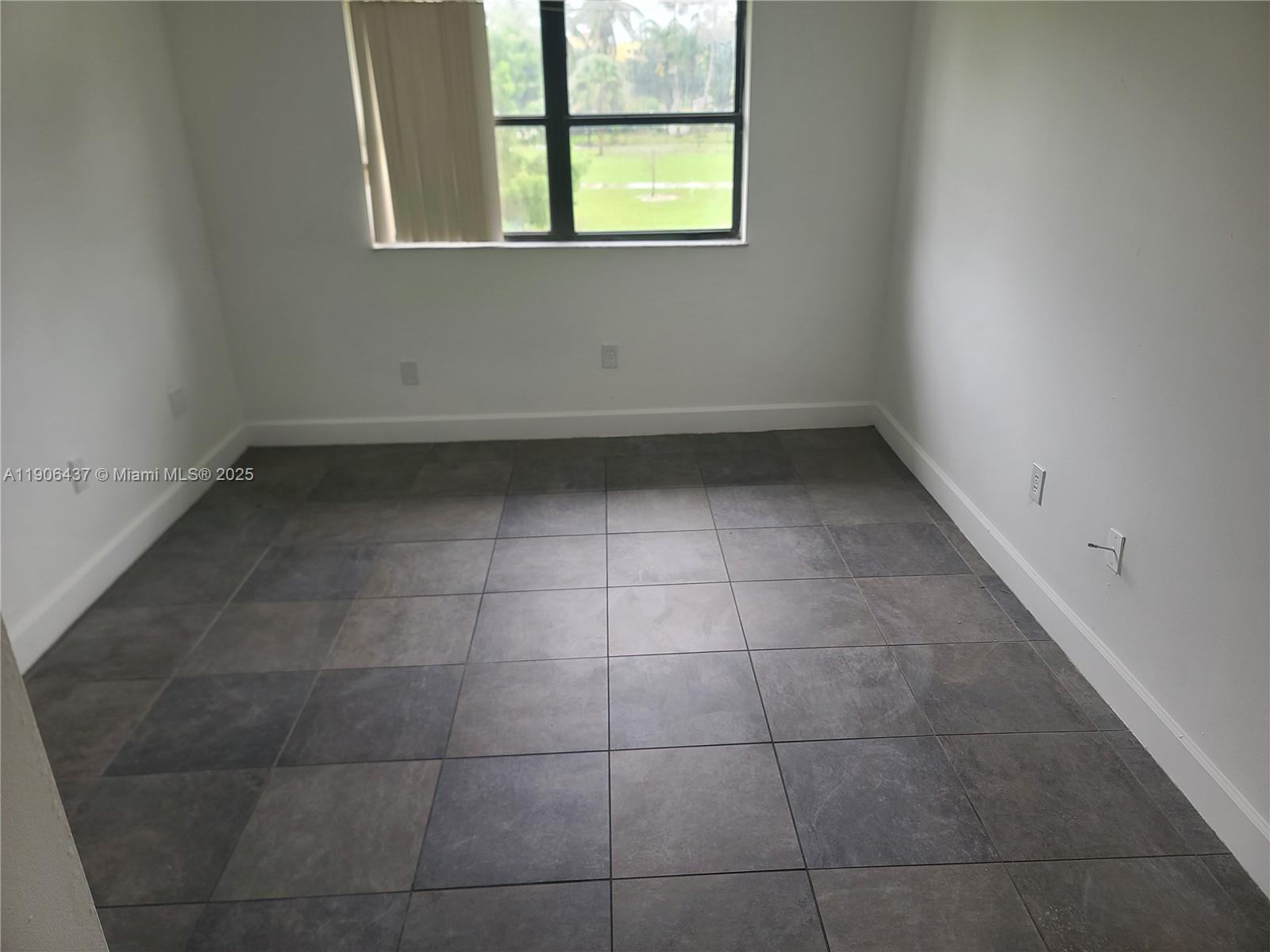 7195 Northwest 179th Street, Unit 212 Hialeah, FL 33015 - Photo 16 of 16