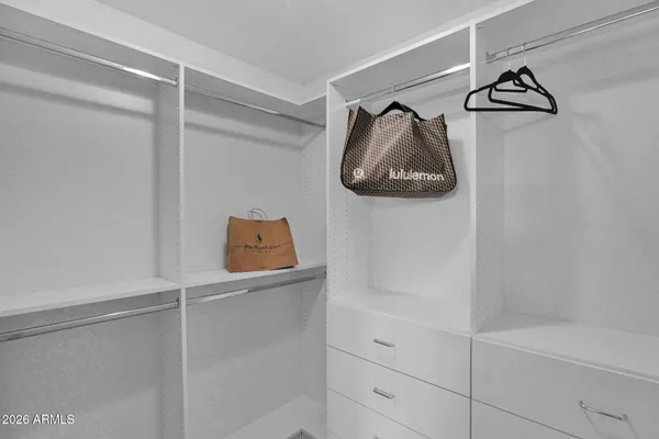 $950,000 | 4221 East Emelita Avenue, Mesa, AZ 85206