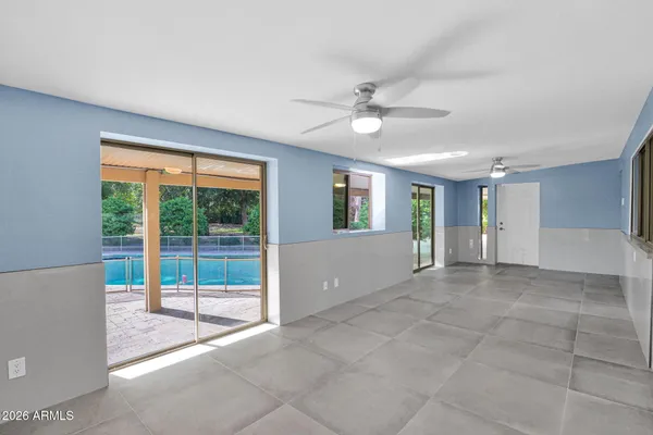 $950,000 | 4221 East Emelita Avenue, Mesa, AZ 85206