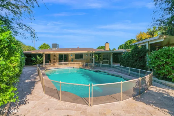 $950,000 | 4221 East Emelita Avenue, Mesa, AZ 85206