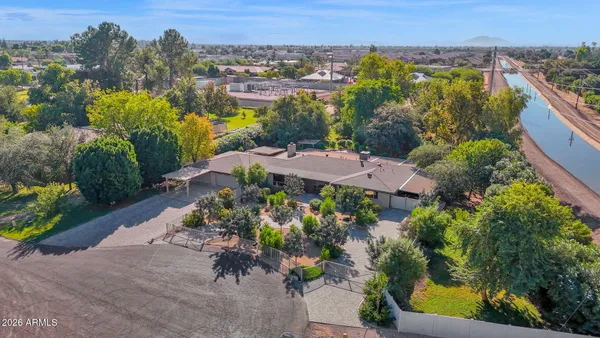 $950,000 | 4221 East Emelita Avenue, Mesa, AZ 85206