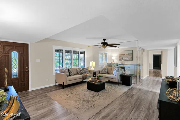 $950,000 | 4221 East Emelita Avenue, Mesa, AZ 85206