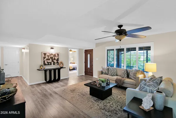 $950,000 | 4221 East Emelita Avenue, Mesa, AZ 85206