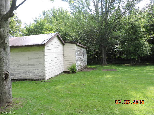 8762 Howland Springs Road Southeast Warren, OH 44484 - Photo 6 of 21 Gallery Image 6