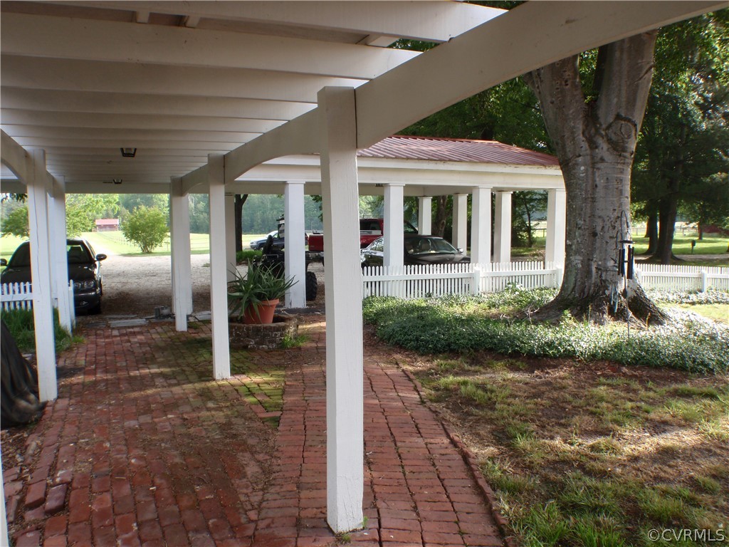 Carport
