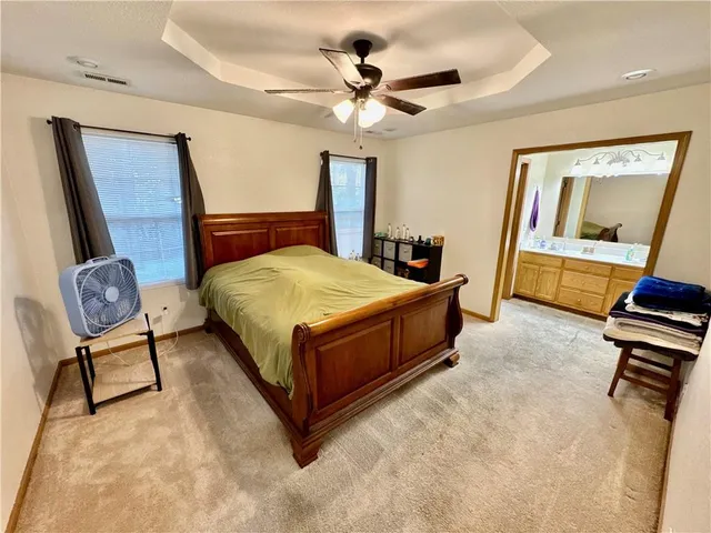 $254,000 | 606 Kendrick Lane, Knob Noster, MO 65336