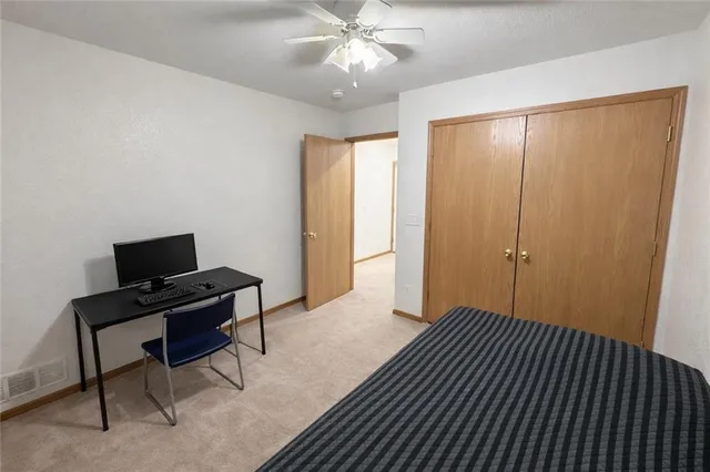 $249,000 | 606 Kendrick Lane, Knob Noster, MO 65336