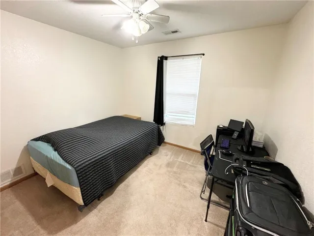 $254,000 | 606 Kendrick Lane, Knob Noster, MO 65336