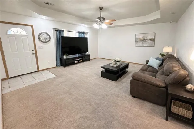 $249,000 | 606 Kendrick Lane, Knob Noster, MO 65336