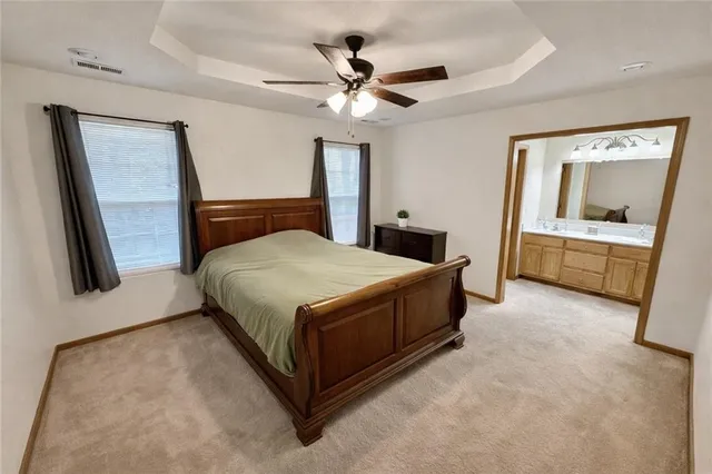 $249,000 | 606 Kendrick Lane, Knob Noster, MO 65336