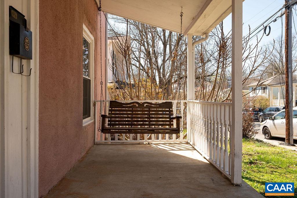 124 Goodman Street Charlottesville, VA 22902 - Photo 3 of 23