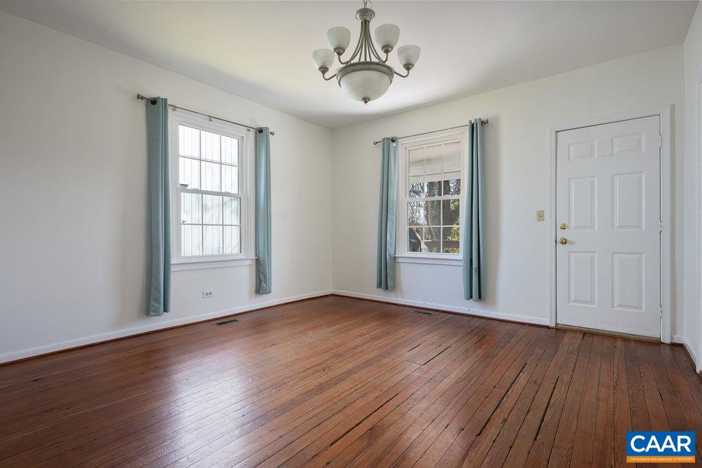 124 Goodman Street Charlottesville, VA 22902 - Photo 9 of 23