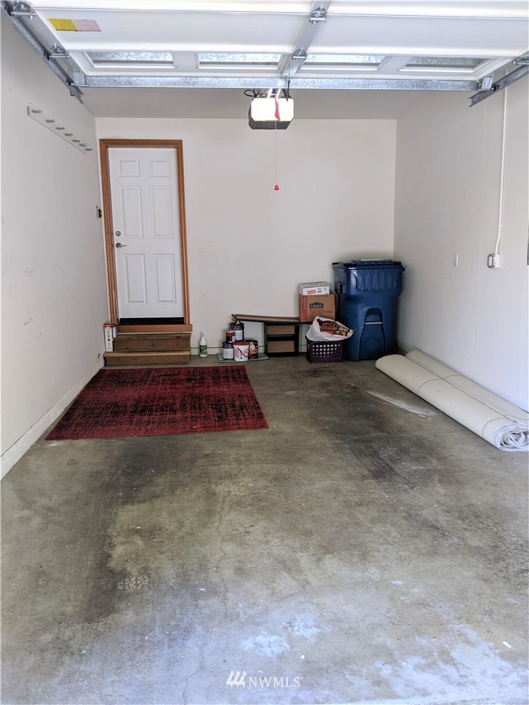 8044 212th Street Southwest, Unit 2 Edmonds, WA 98026 - Photo 15 of 16 Gallery Image 15