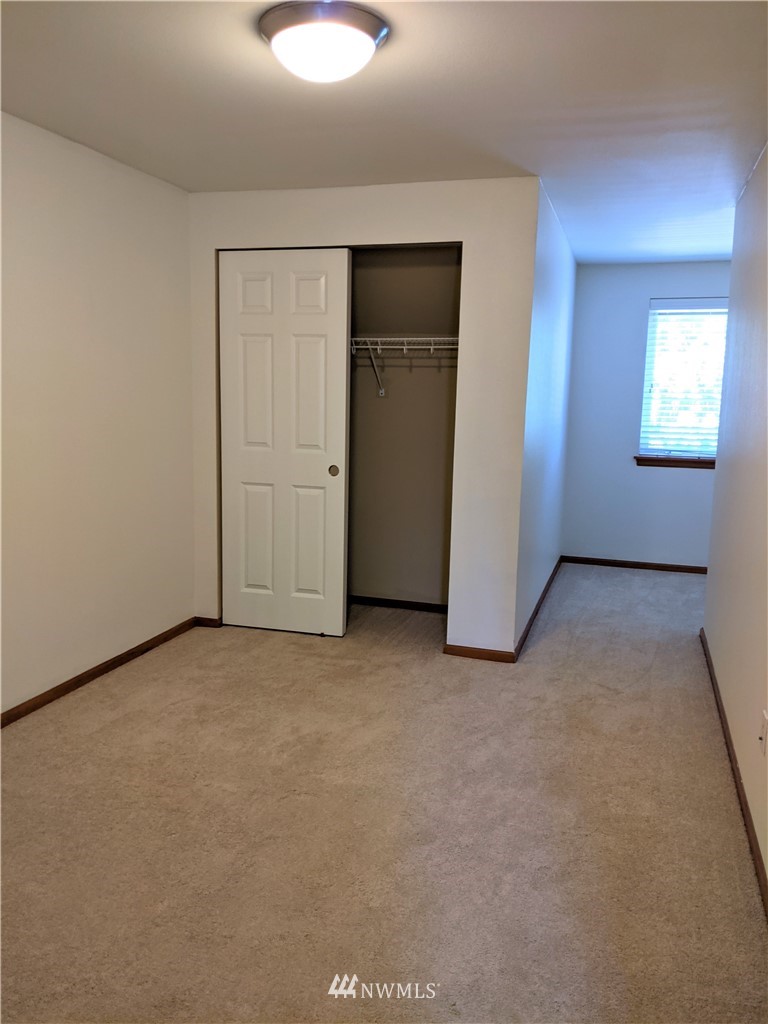 8044 212th Street Southwest, Unit 2 Edmonds, WA 98026 - Photo 10 of 16 Gallery Image 10