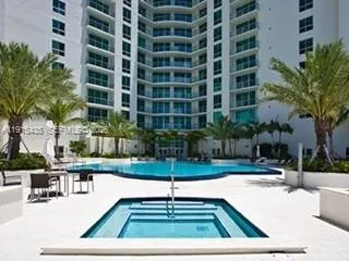 $2,600 | 300 South Biscayne Boulevard, Unit T1509, Miami, FL 33131