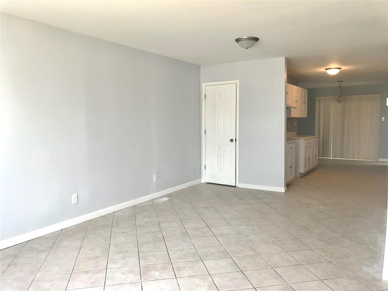 3642 Adie Road St. Ann, MO 63074 - Photo 3 of 7 Gallery Image 3