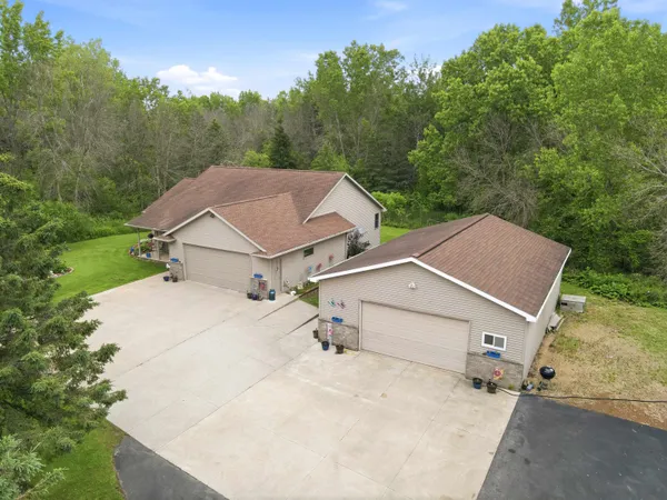 $459,900 | N5642 French Road, Seymour, WI 54165