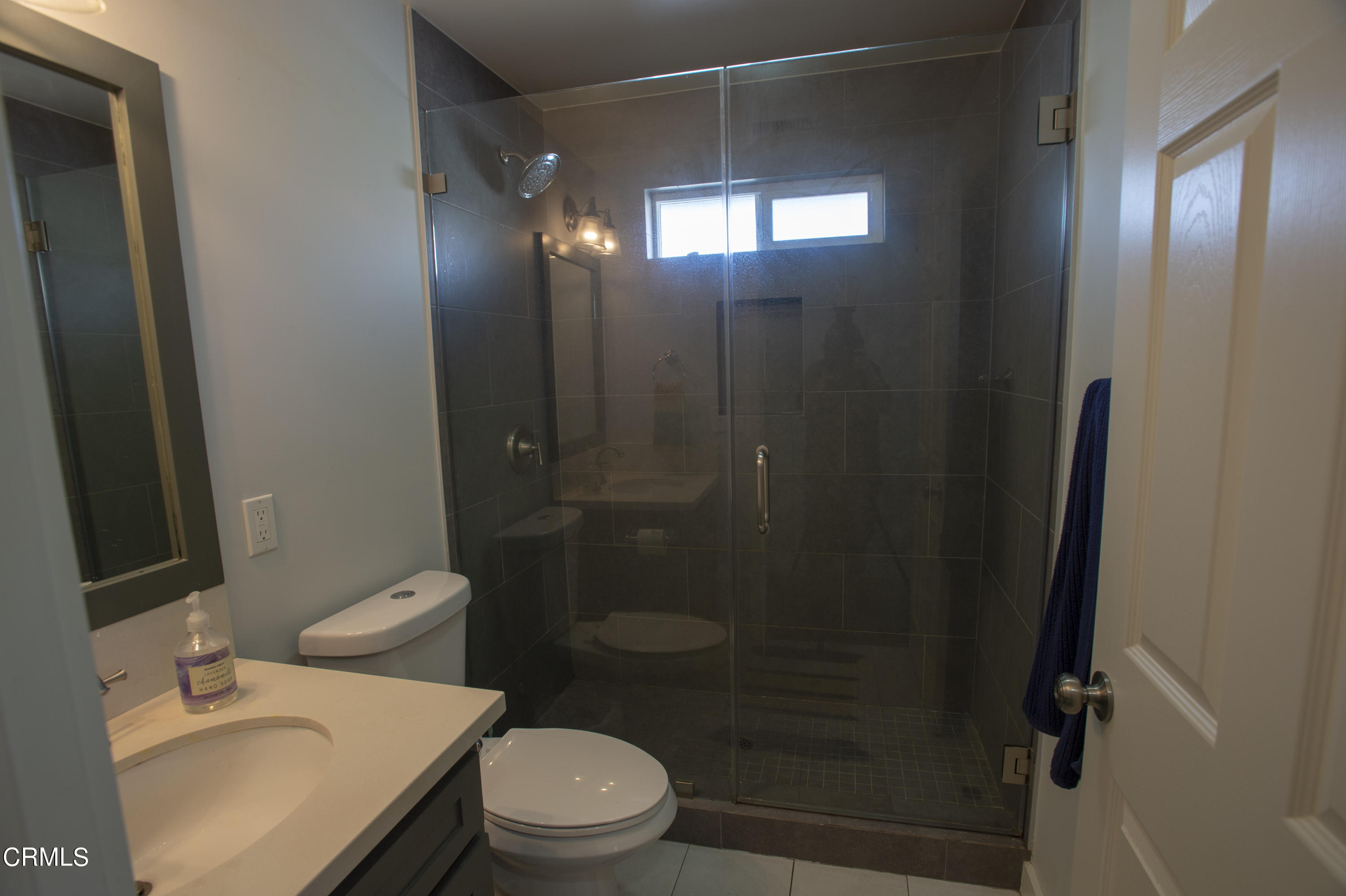 450 Vineyard Place Pasadena, CA 91107 - Photo 8 of 26 _SLG0131