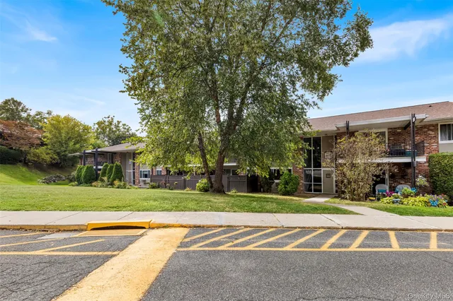 a view of a basketball court