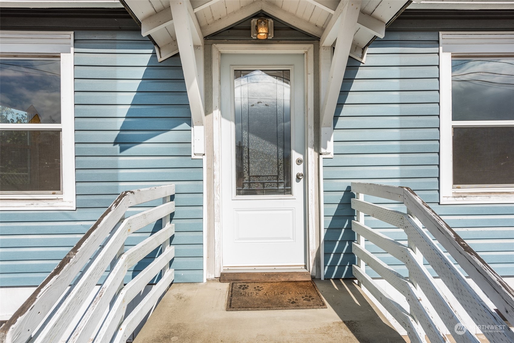 1035 West 8th Street Port Angeles, WA 98363 - Photo 11 of 33