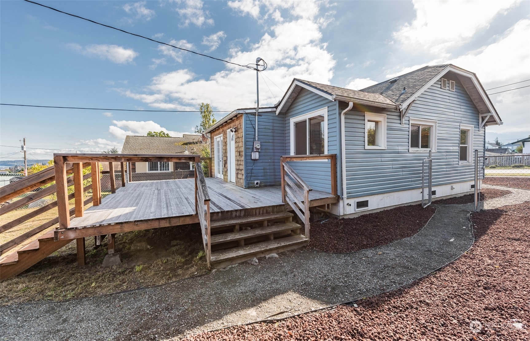 1035 West 8th Street Port Angeles, WA 98363 - Photo 5 of 33