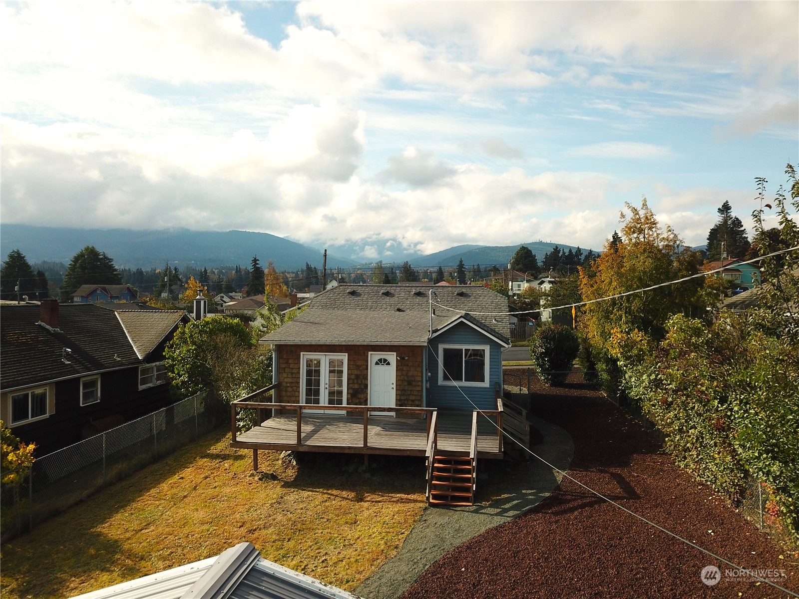 1035 West 8th Street Port Angeles, WA 98363 - Photo 10 of 33
