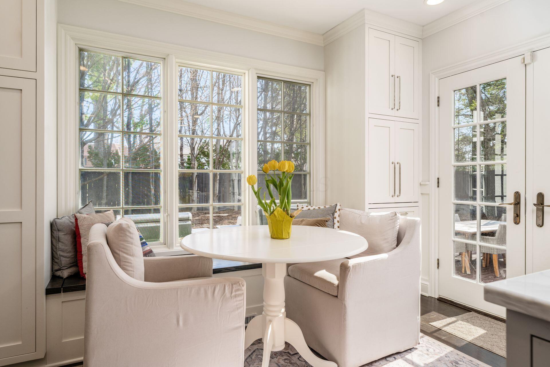 250 Ashbourne Road Bexley, OH 43209 - Photo 18 of 73 Eat-In Space