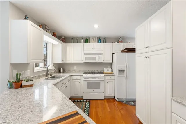 $415,000 | 1314 Hempshire Court, High Point, NC 27262