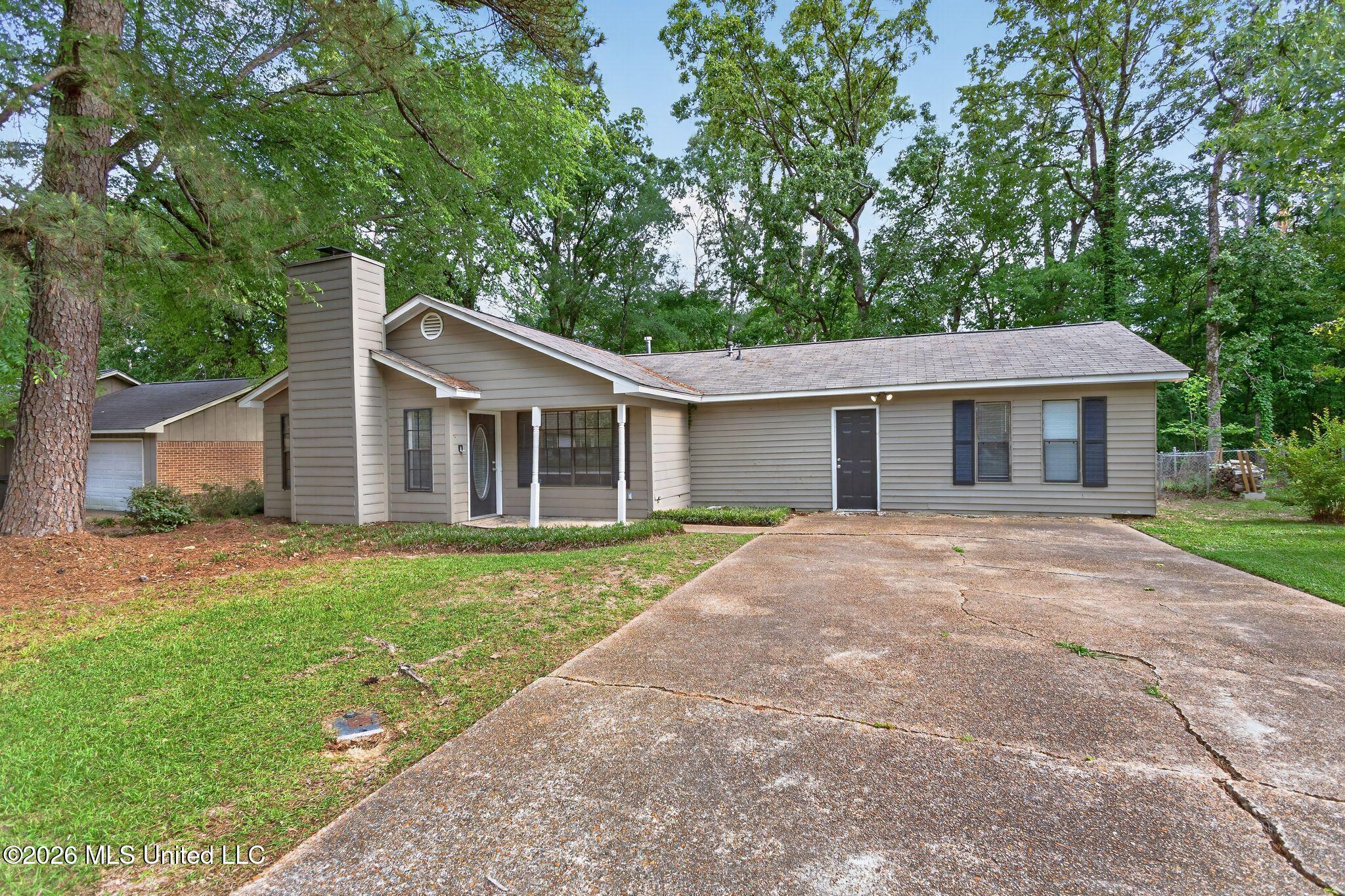 125 Cumberland Road Brandon, MS 39047 - Photo 2 of 40 07_125_Cumberland_Rd_Brandon_MS_39047_US