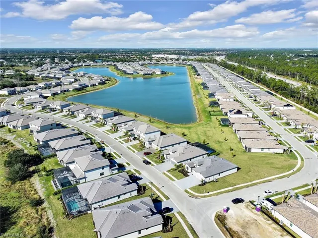 $3,600 | 10907 Timber Creek Drive, Fort Myers, FL 33913