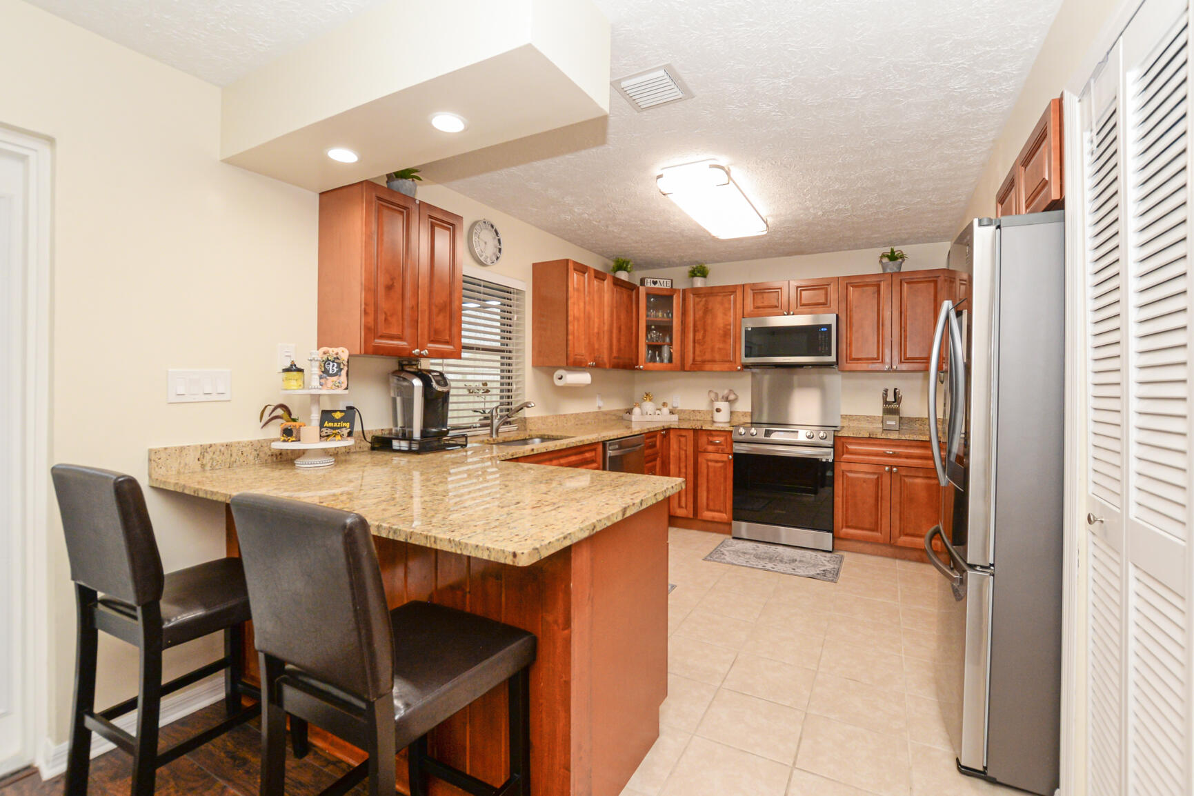 1518 Southwest Fresno Road Port St. Lucie, FL 34953 - Photo 10 of 33 1518 SW Fresno kitchen