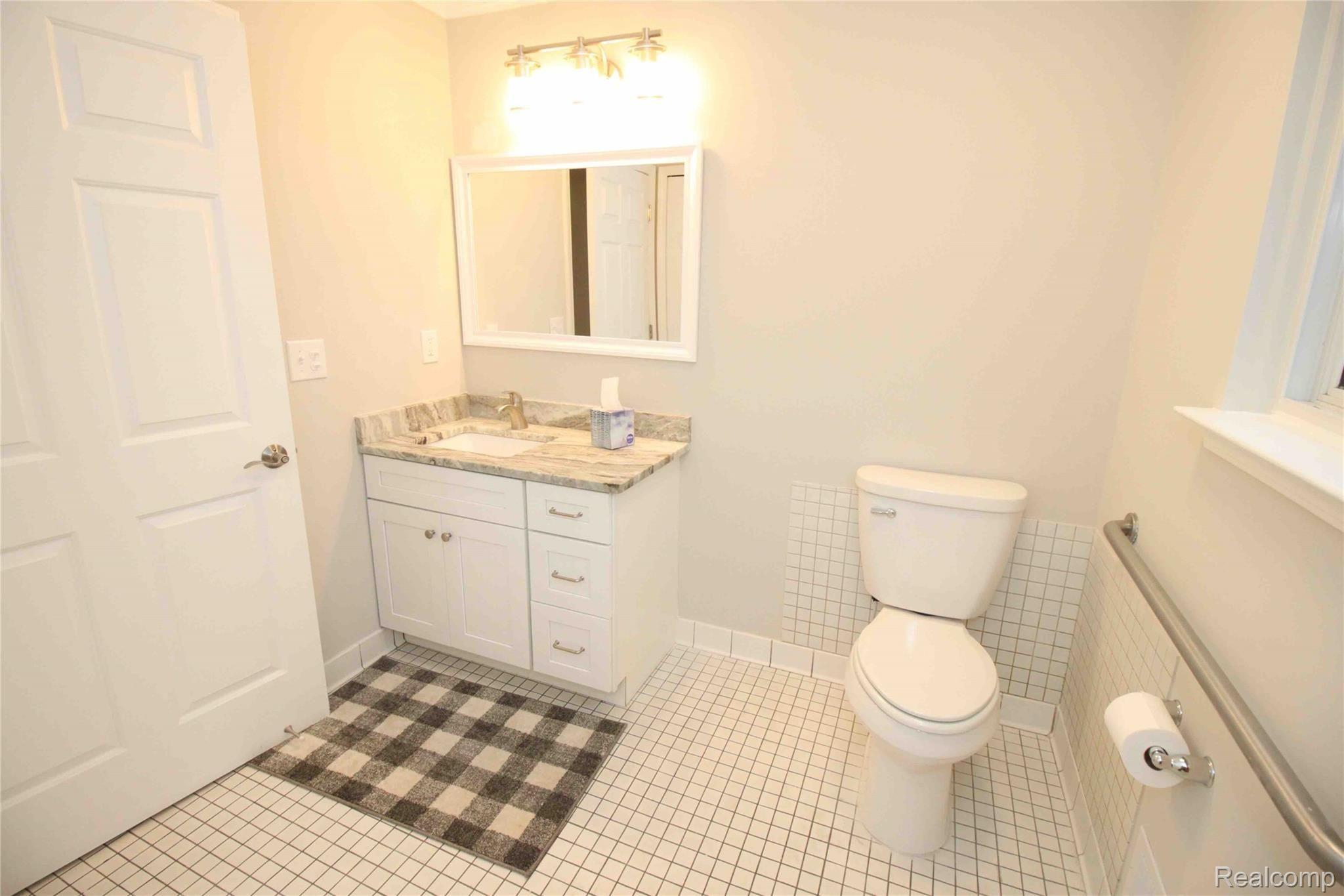 51105 Baker Road New Baltimore, MI 48047 - Photo 31 of 49 IMG_3904.jpeg