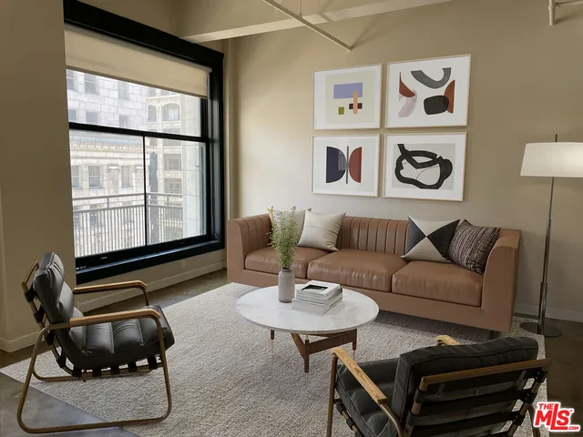 $2,100 | 315 West 5th Street, Unit 903, Los Angeles, CA 90013