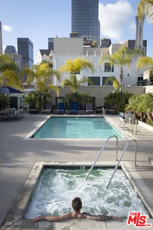 $2,100 | 315 West 5th Street, Unit 903, Los Angeles, CA 90013