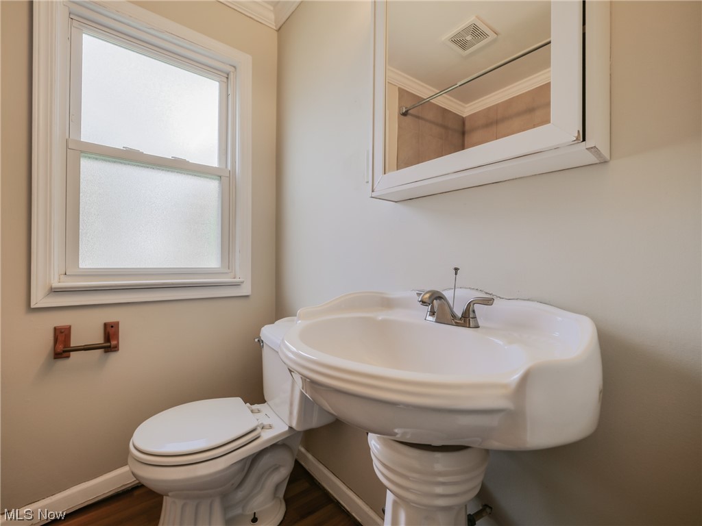 4514 Redfern Road Parma, OH 44134 - Photo 21 of 35