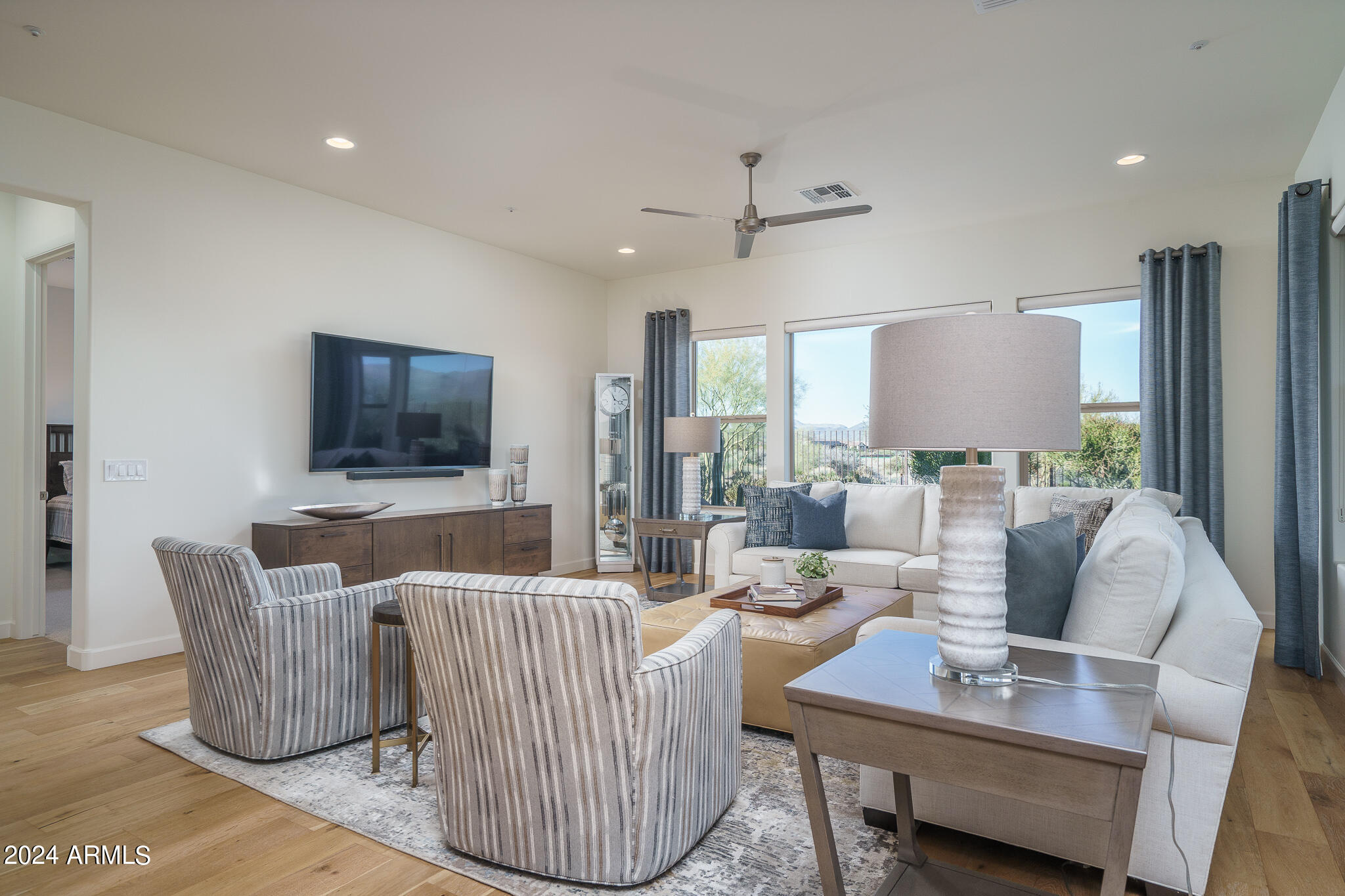17952 East Cindercone Road Rio Verde, AZ 85263 - Photo 10 of 41 7) GREAT ROOM