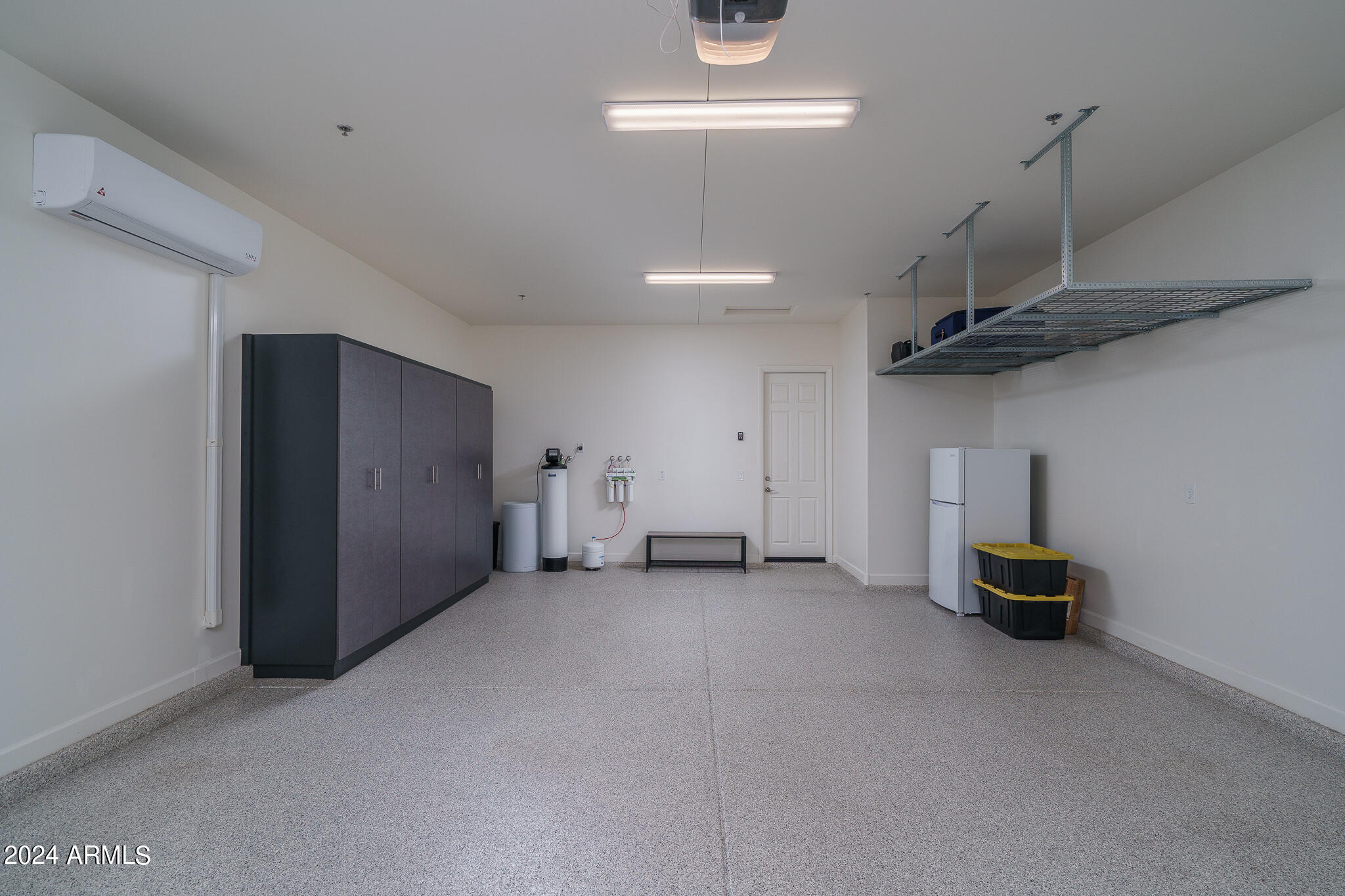17952 East Cindercone Road Rio Verde, AZ 85263 - Photo 24 of 41 49) GARAGE
