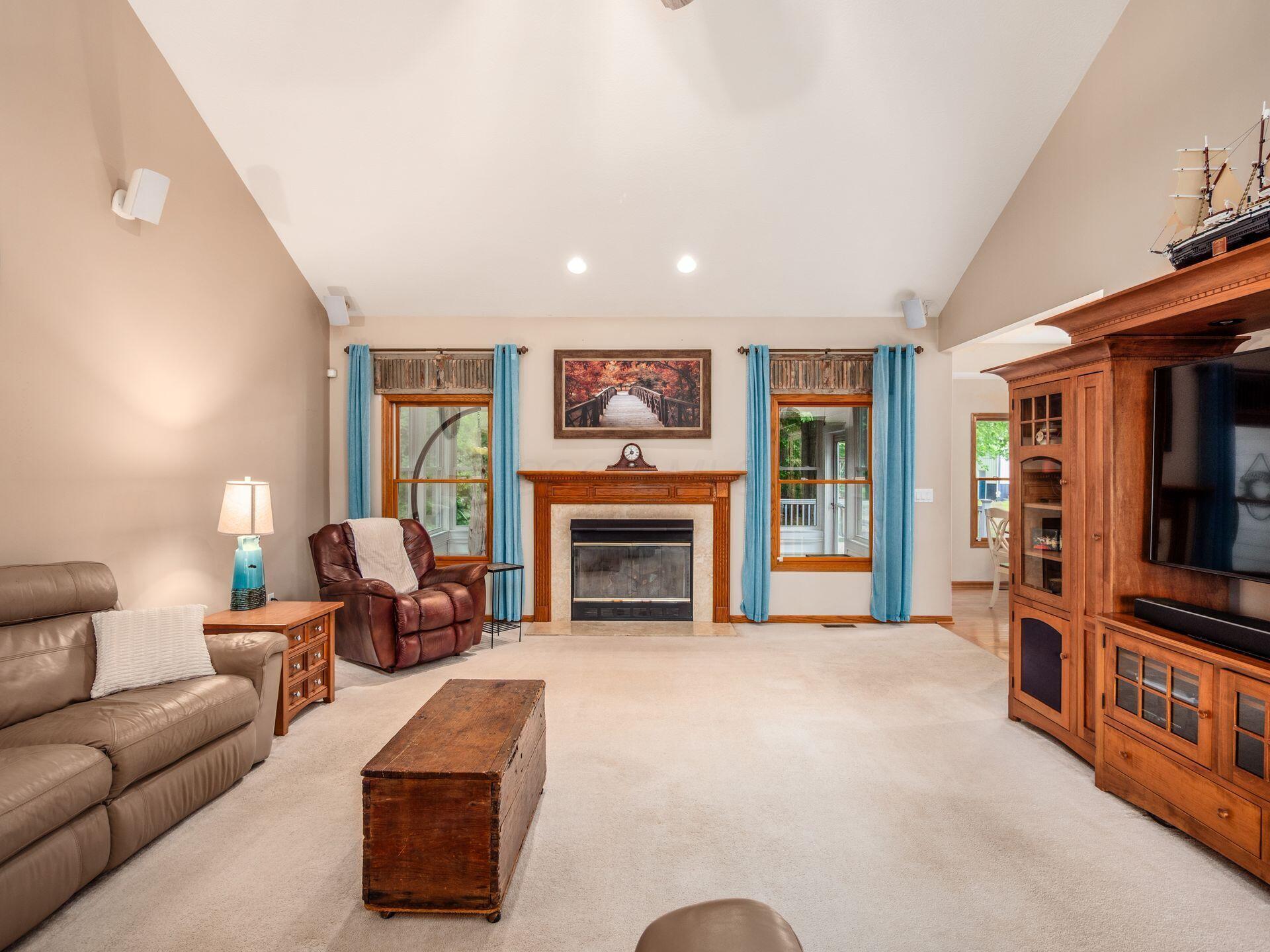 1397 Horseshoe Road Delaware, OH 43015 - Photo 11 of 64 Great Room
